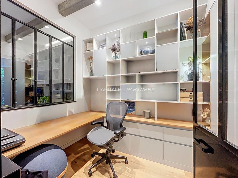 furnished  2 bedrooms Apartment PARIS 13 - 88 m²;