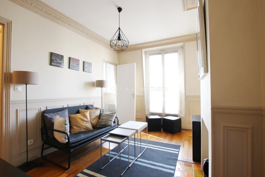 furnished  1 bedroom Apartment PARIS 16 - 31 m²;