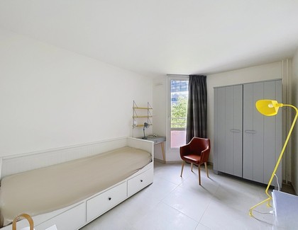 furnished  2 bedrooms Apartment Puteaux