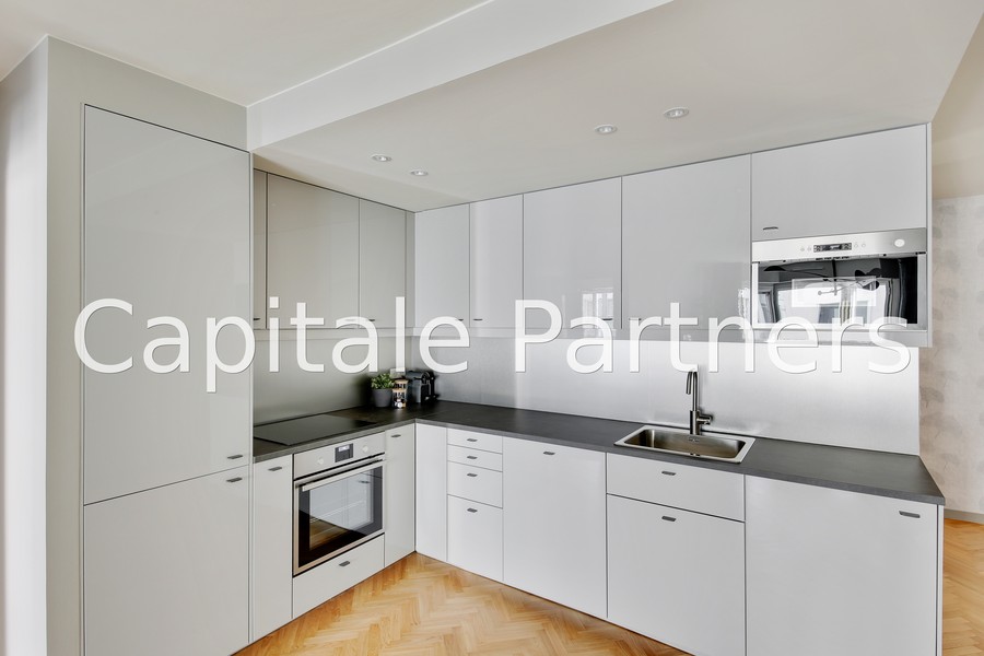 furnished  2 bedrooms Apartment PARIS 17 - 61 m²;