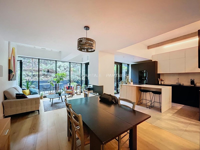 furnished  2 bedrooms Apartment PARIS 13 - 88 m²;