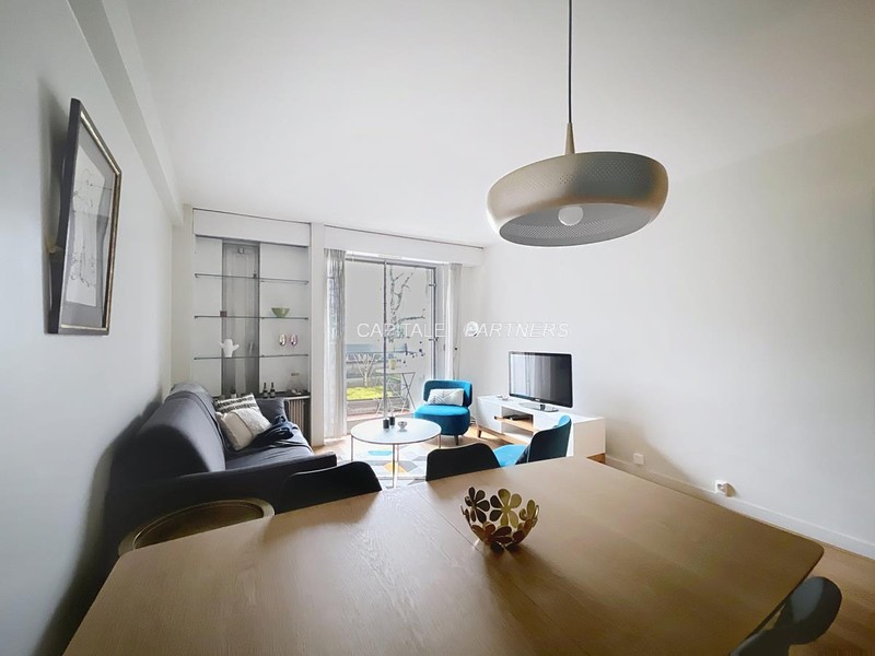 furnished  1 bedroom Apartment PARIS 16 - 60 m²;