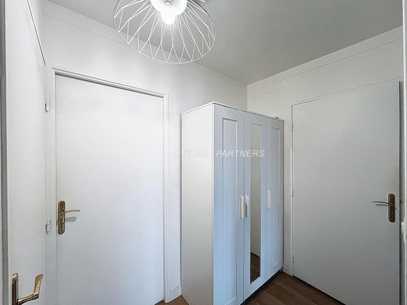 furnished  3 bedrooms Apartment ASNIERES-SUR-SEINE - 89 m²;