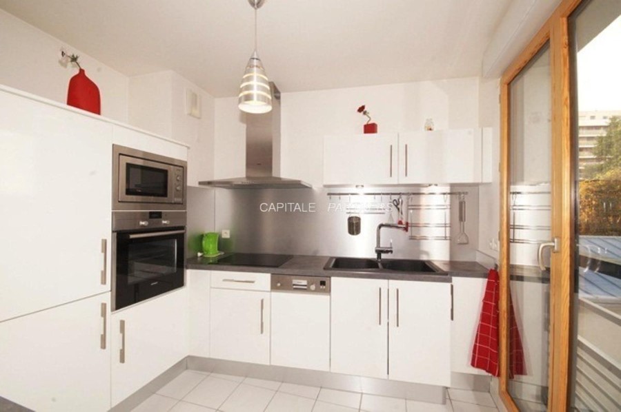 furnished  1 bedroom Apartment PARIS 11 - 56 m²;