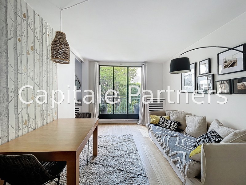 furnished  1 bedroom Apartment PARIS 15 - 32 m²;