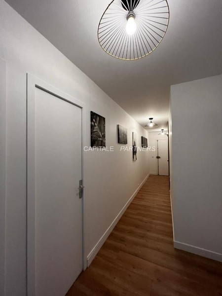furnished  2 bedrooms Apartment PARIS 3 - 80 m²;