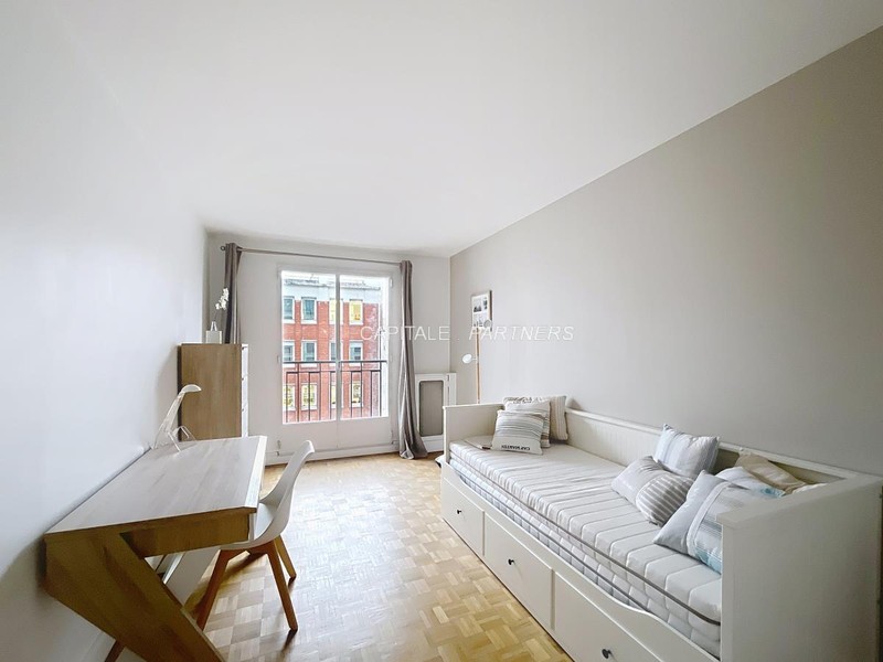 furnished  2 bedrooms Apartment PARIS 14 - 73 m²;