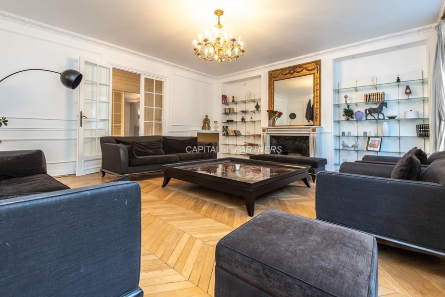 furnished  4 bedrooms Apartment PARIS 17 - 258 m²;