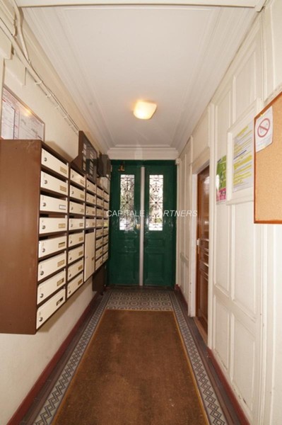 furnished  1 bedroom Apartment PARIS 17 - 29 m²;
