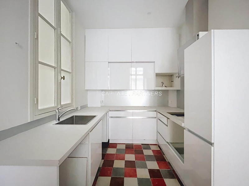  1 bedroom Apartment PARIS 16 - 90 m²;