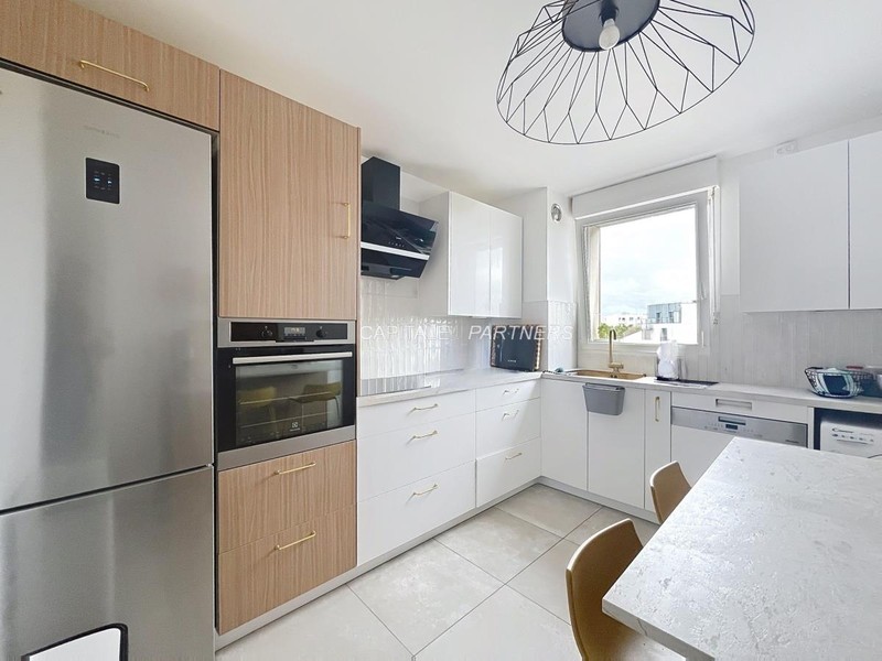 furnished  3 bedrooms Apartment ASNIERES-SUR-SEINE - 89 m²;