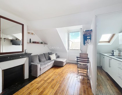 Studio  PARIS 8