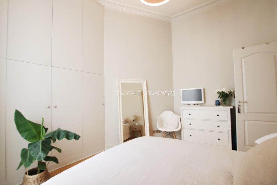 furnished  1 bedroom Apartment PARIS 9 - 37 m²;