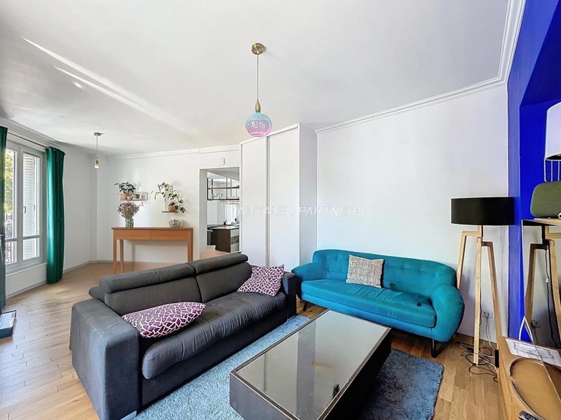 furnished  3 bedrooms Apartment PARIS 17 - 122 m²;
