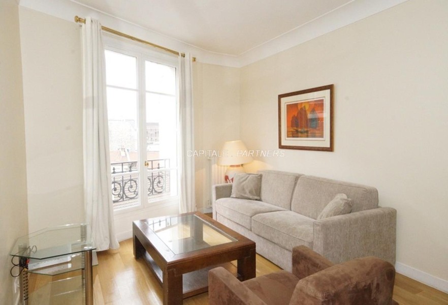 furnished  2 bedrooms Apartment PARIS 14 - 61 m²;