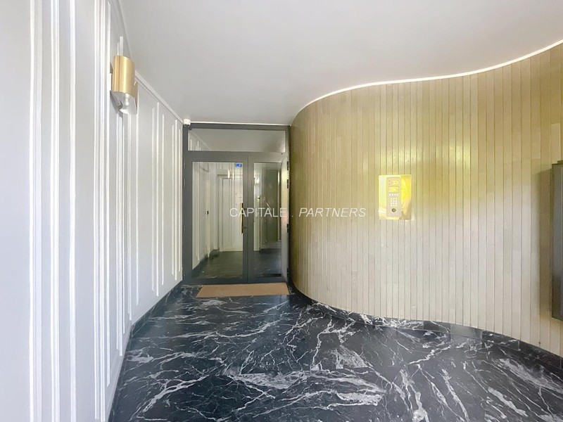 furnished  2 bedrooms Apartment PARIS 5 - 95 m²;