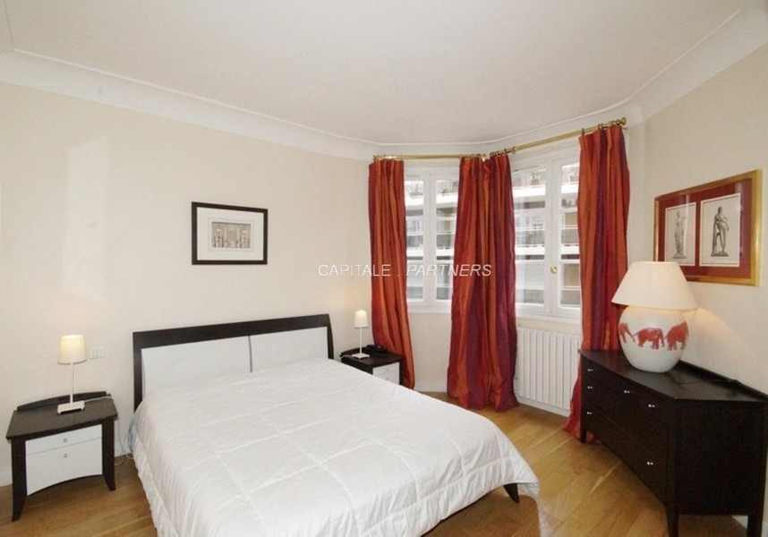 furnished  2 bedrooms Apartment PARIS 14 - 61 m²;