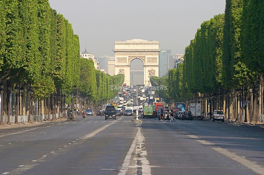 furnished  1 bedroom Apartment PARIS 8 - 47 m²;