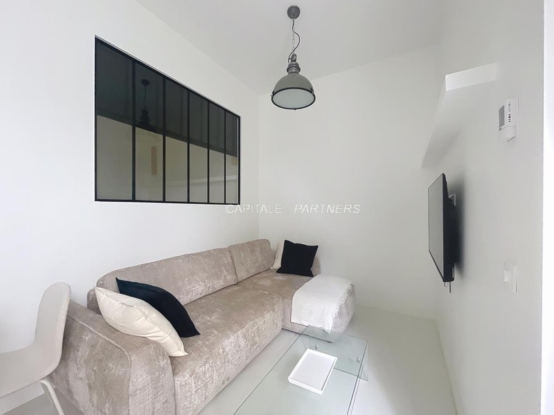 furnished  1 bedroom Apartment PARIS 5 - 30 m²;