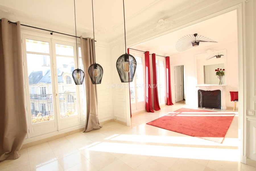 furnished  3 bedrooms Apartment PARIS 16 - 116 m²;