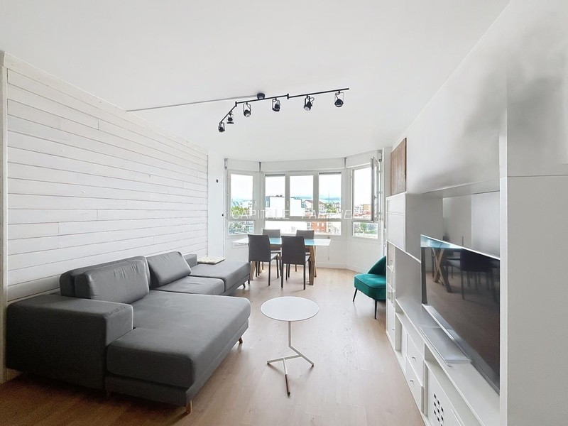 furnished  3 bedrooms Apartment ASNIERES-SUR-SEINE - 89 m²;