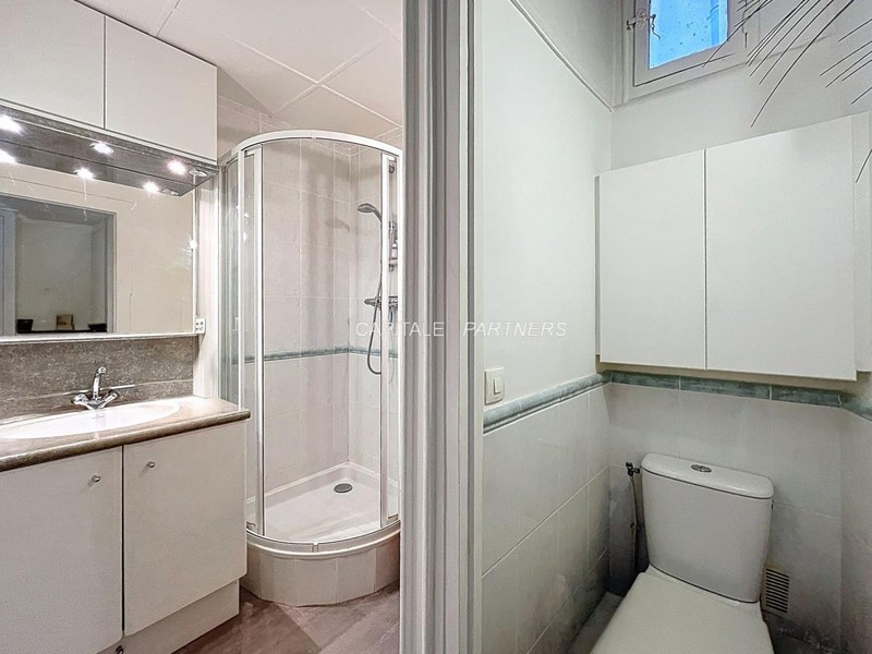 furnished  2 bedrooms Apartment PARIS 6 - 62 m²;