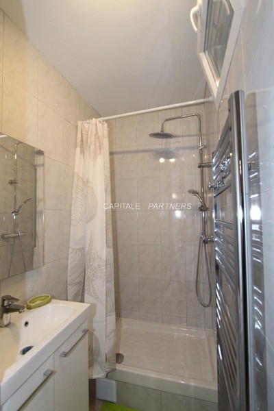 furnished  1 bedroom Apartment PARIS 18 - 41 m²;