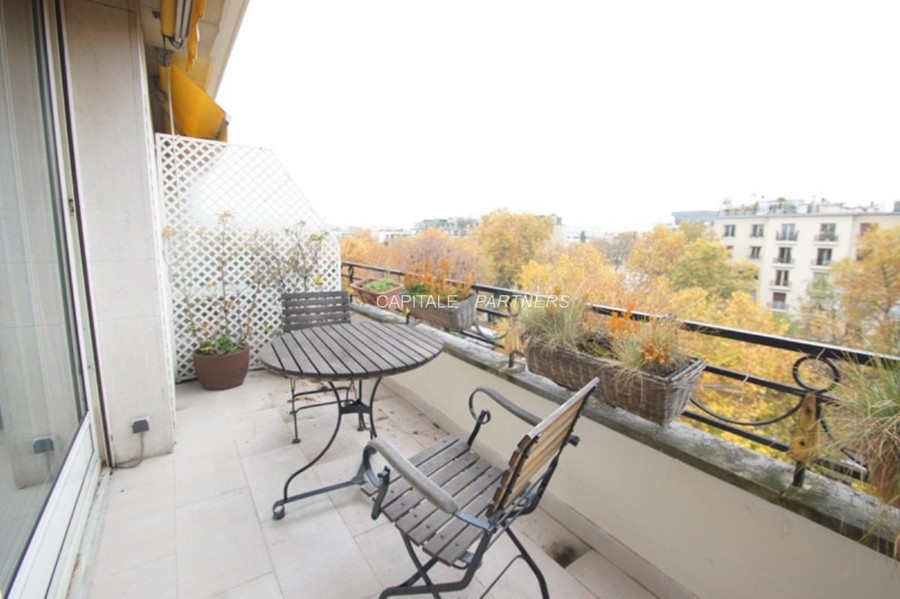 furnished  2 bedrooms Apartment NEUILLY - 112 m²;