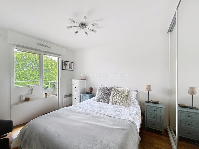 furnished  3 bedrooms Apartment ISSY-LES-MOULINEAUX - 94 m²;