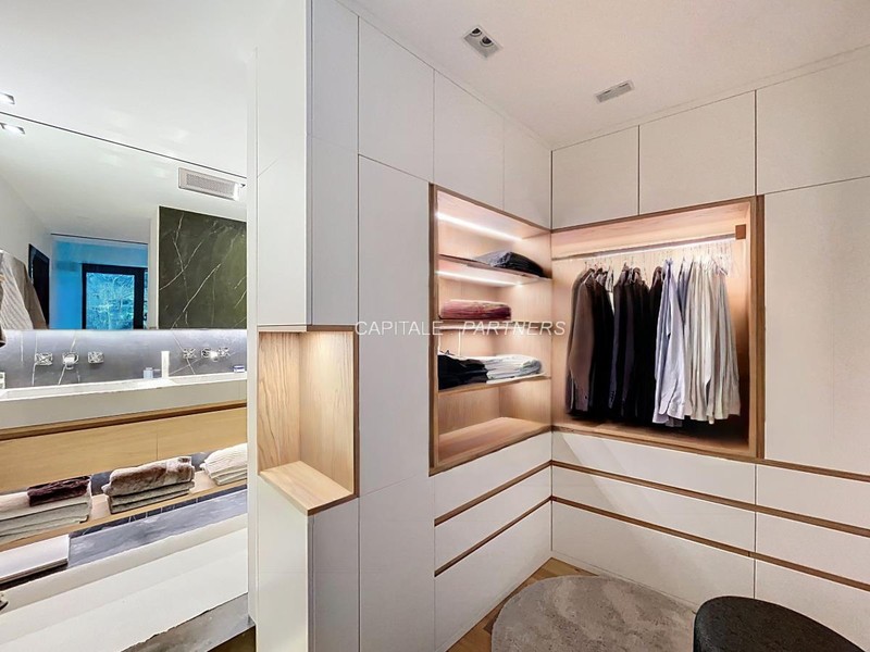 furnished  2 bedrooms Apartment PARIS 13 - 88 m²;