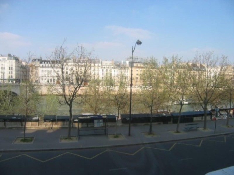 furnished  1 bedroom Apartment PARIS 5 - 80 m²;