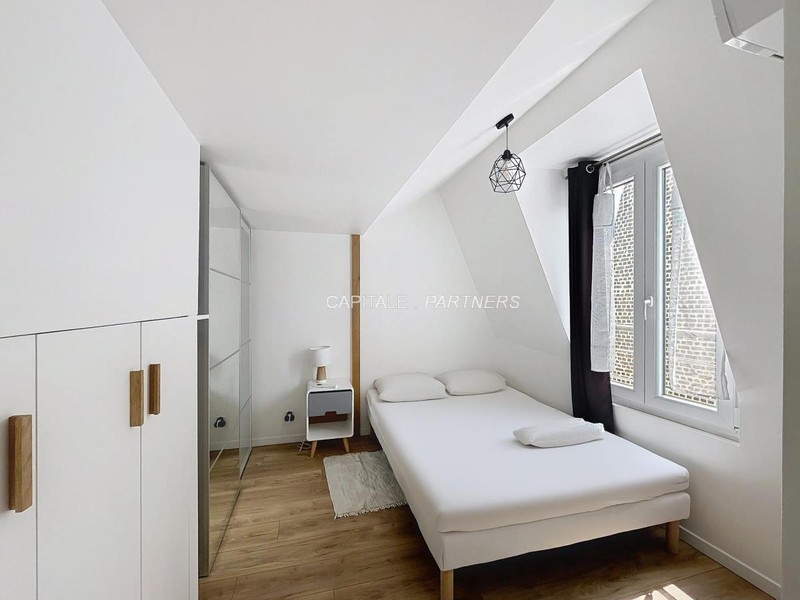 furnished  1 bedroom Apartment PARIS 15 - 48 m²;