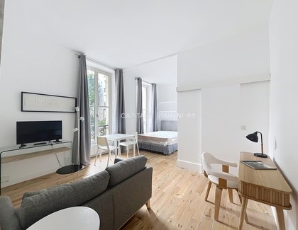 Studio  PARIS 18