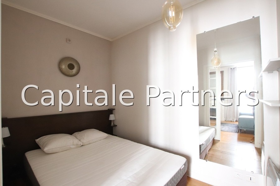 furnished  1 bedroom Apartment PARIS 8 - 44 m²;