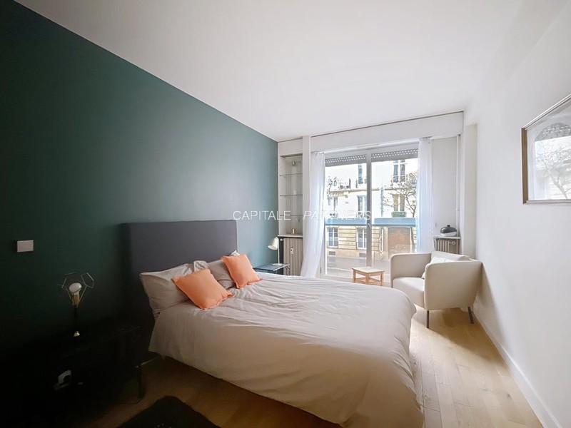 furnished  1 bedroom Apartment PARIS 16 - 60 m²;