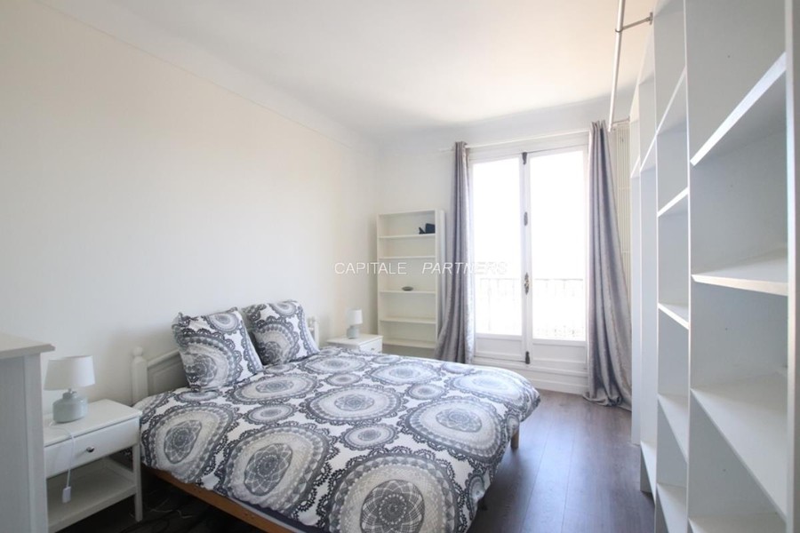 furnished  1 bedroom Apartment PARIS 8 - 47 m²;