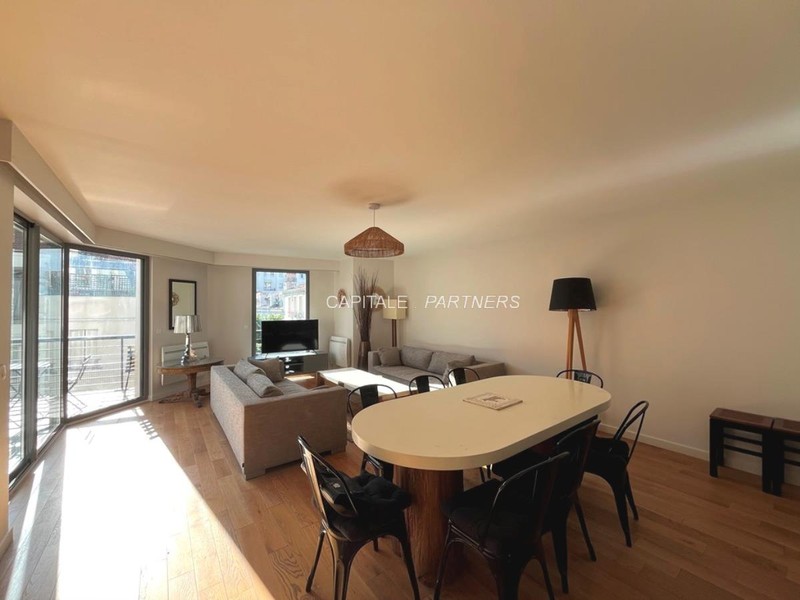 furnished  3 bedrooms Apartment PARIS 16 - 114 m²;