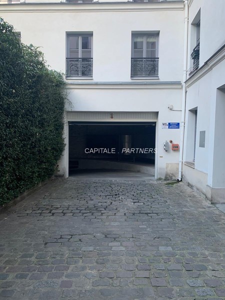 furnished   Parking space PARIS 3 - 12 m²;