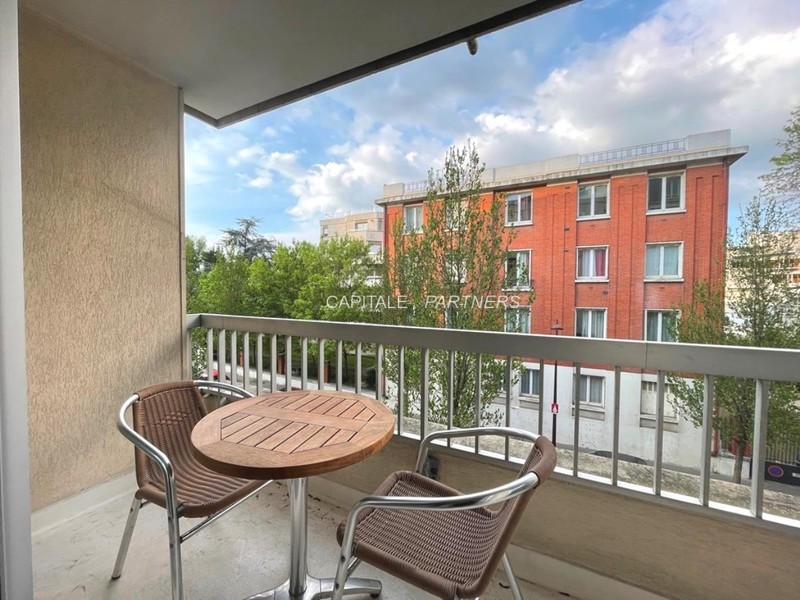 furnished  1 bedroom Apartment NEUILLY-SUR-SEINE - 56 m²;