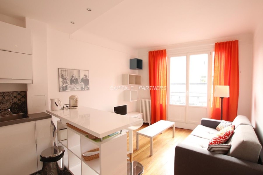 furnished  1 bedroom Apartment PARIS 15 - 36 m²;