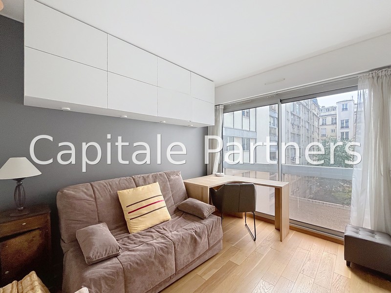 furnished  2 bedrooms Apartment PARIS 17 - 69 m²;