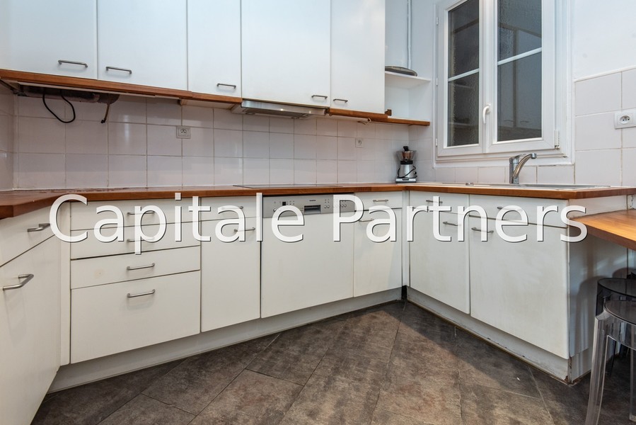 furnished  2 bedrooms Apartment PARIS 17 - 88 m²;