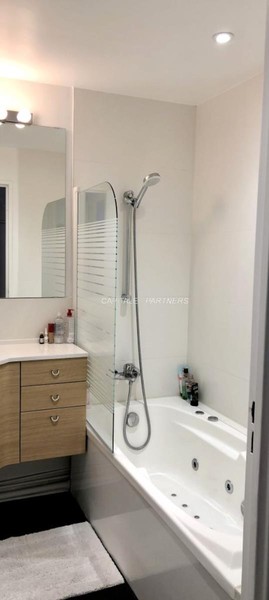 furnished  3 bedrooms Apartment ISSY-LES-MOULINEAUX - 98 m²;