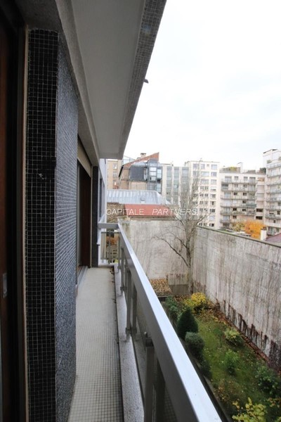 furnished  1 bedroom Apartment PARIS 16 - 54 m²;