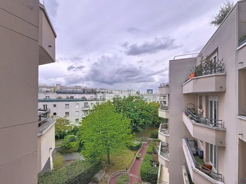 furnished  3 bedrooms Apartment ASNIERES-SUR-SEINE - 89 m²;