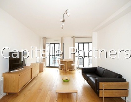 Studio  PARIS 11
