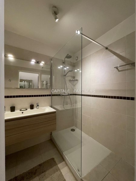 furnished  1 bedroom Apartment NEUILLY-SUR-SEINE - 56 m²;
