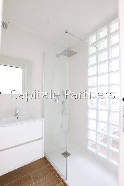 furnished  1 bedroom Apartment PARIS 16 - 41 m²;