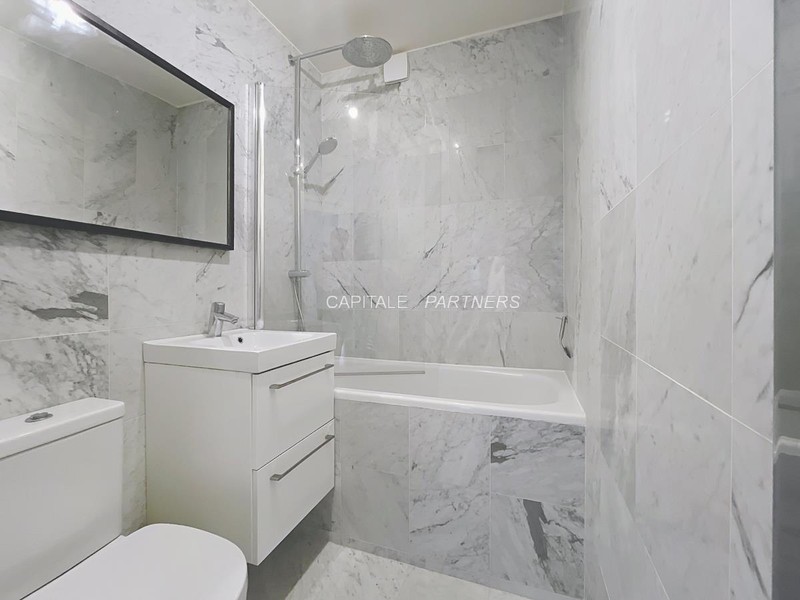 Studio  PARIS 8 - 21 m²;