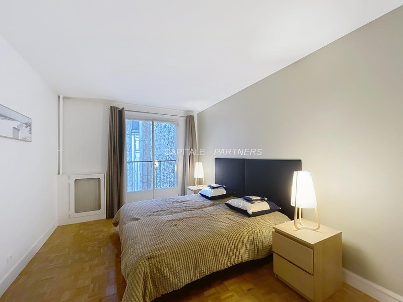 furnished  2 bedrooms Apartment PARIS 14 - 73 m²;